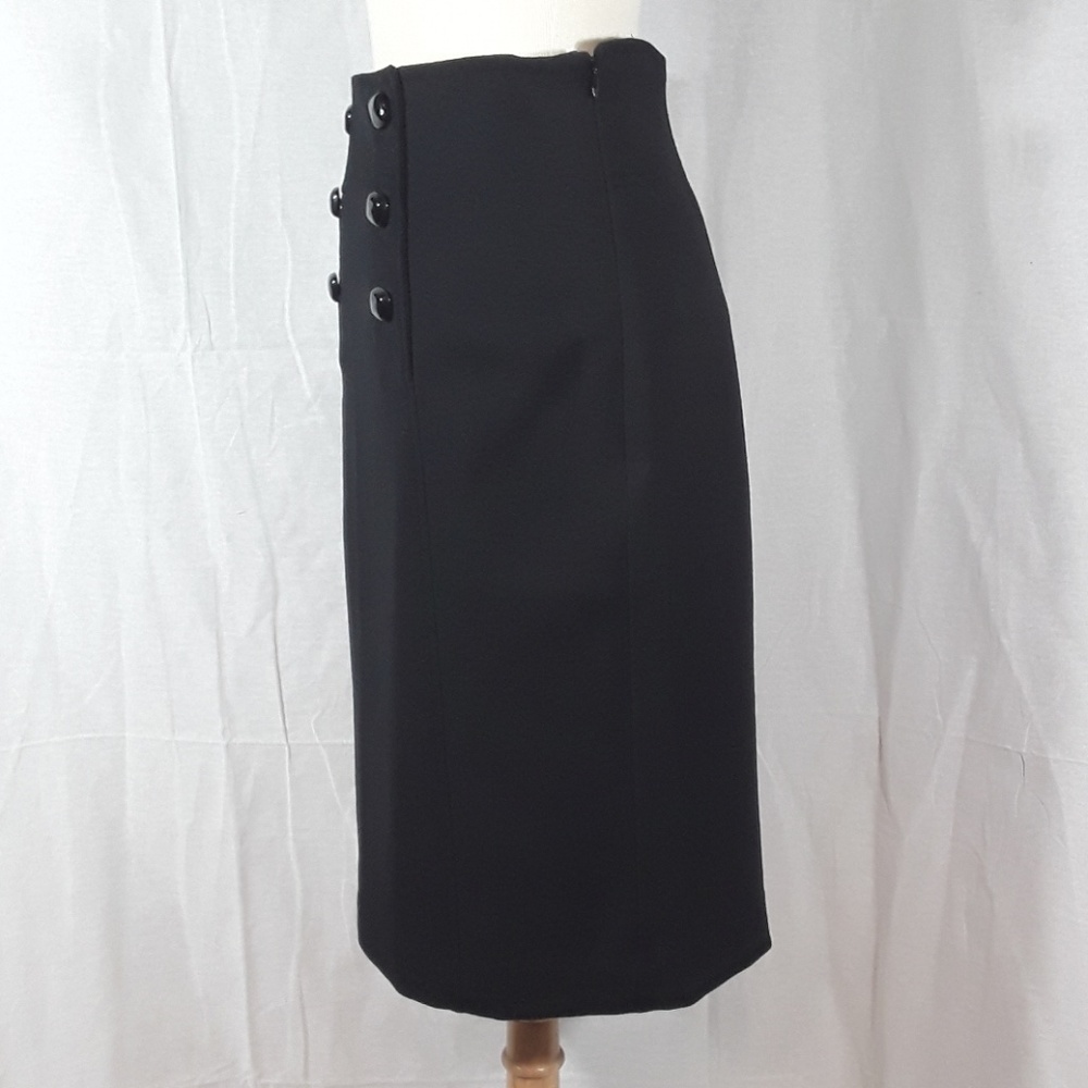 Banana Republic black wool skirt w/front buttons - Picture 3 of 6